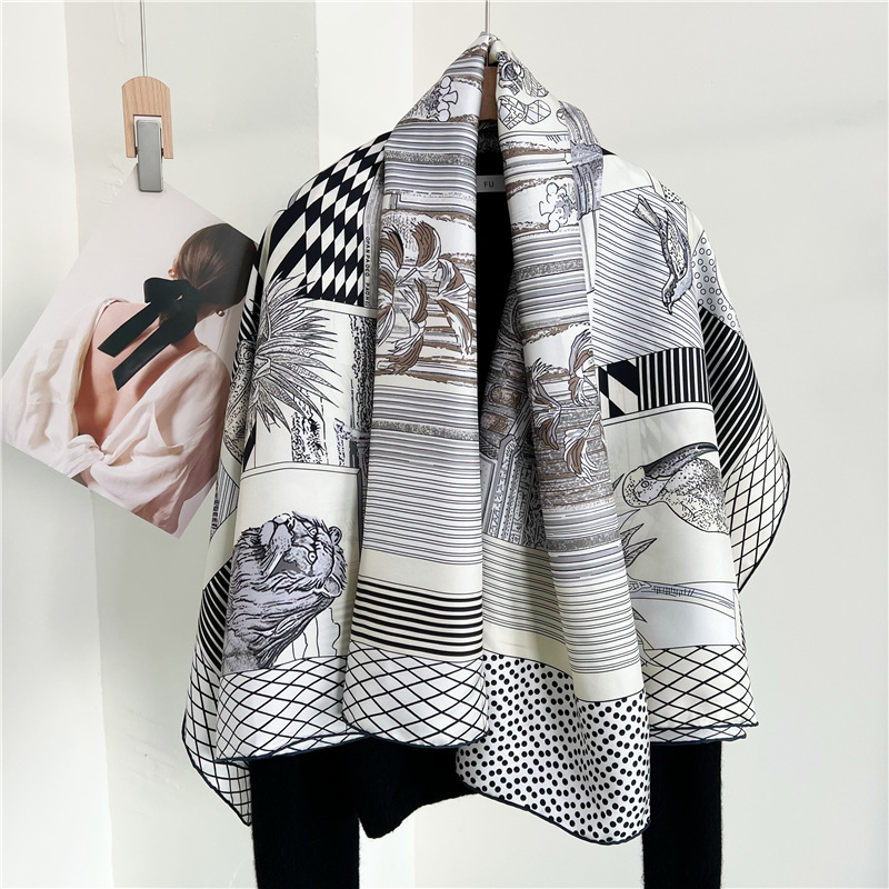 Accessories Brand For Women - Duże jedwabne szale markowe z ręcznie