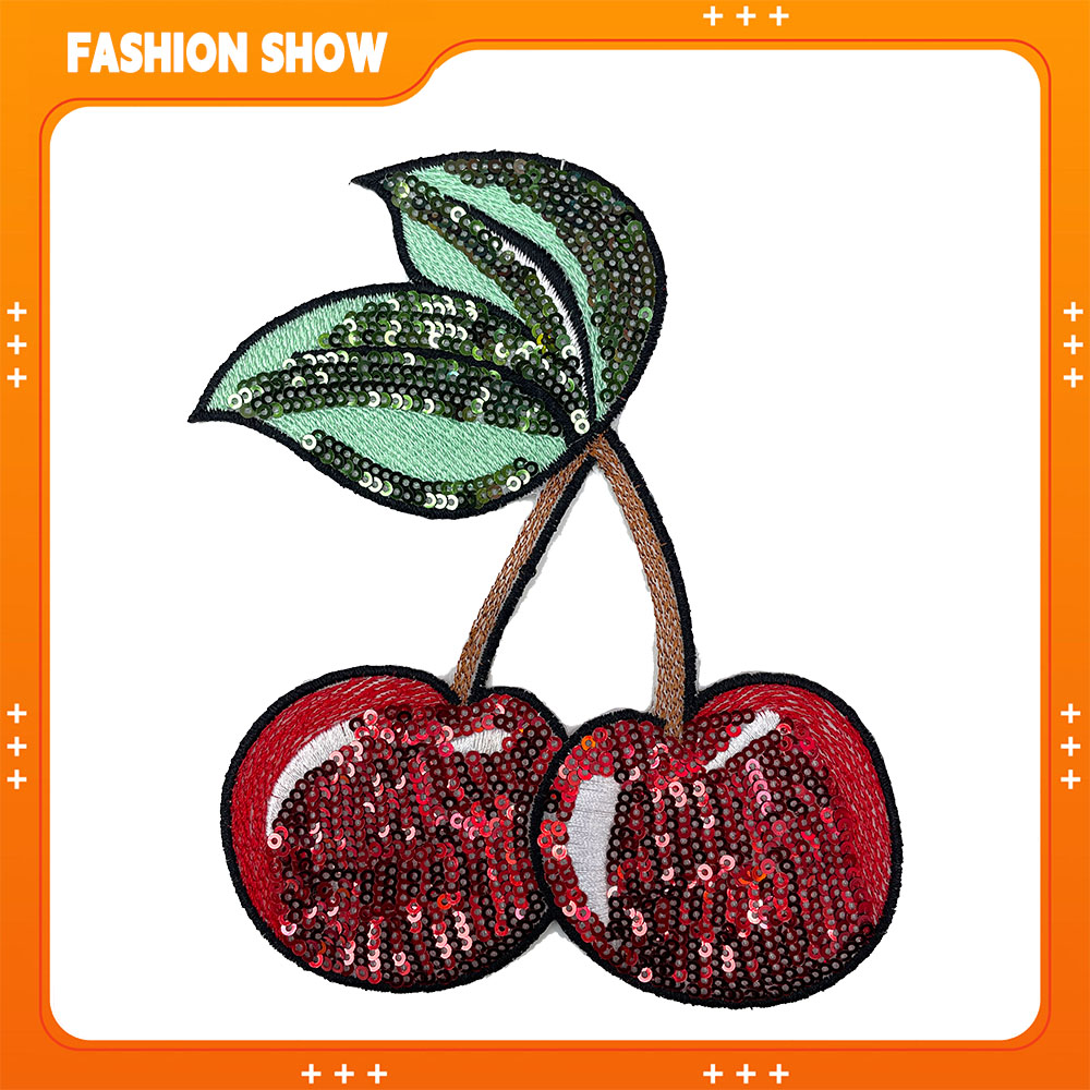 Accessories Brand For Women - Naszywka z cekinami i haftem w