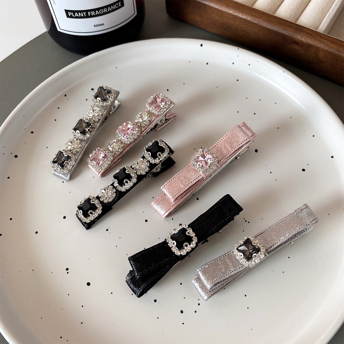 Accessories Brand For Women - Zestaw spinek do włosów dla kobiet,